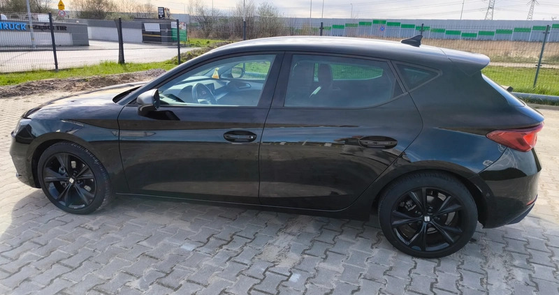 Seat Leon cena 74900 przebieg: 68500, rok produkcji 2020 z Radomsko małe 466